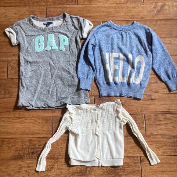 𝅺GAP Kids Knit Sweater Bundle Girls Size 4/5 - Picture 1 of 7